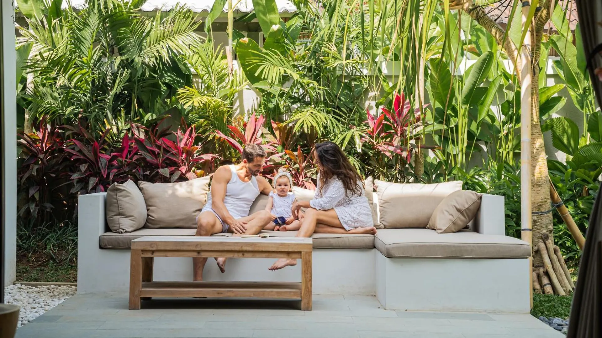 Urban Retreat 3Br Family Friendly Villa Wcook Seminyak