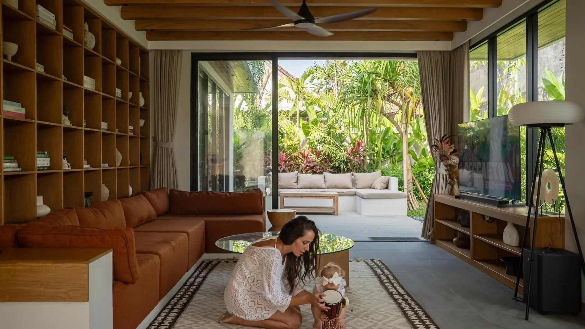 Urban Retreat 3Br Family Friendly Villa Wcook Seminyak