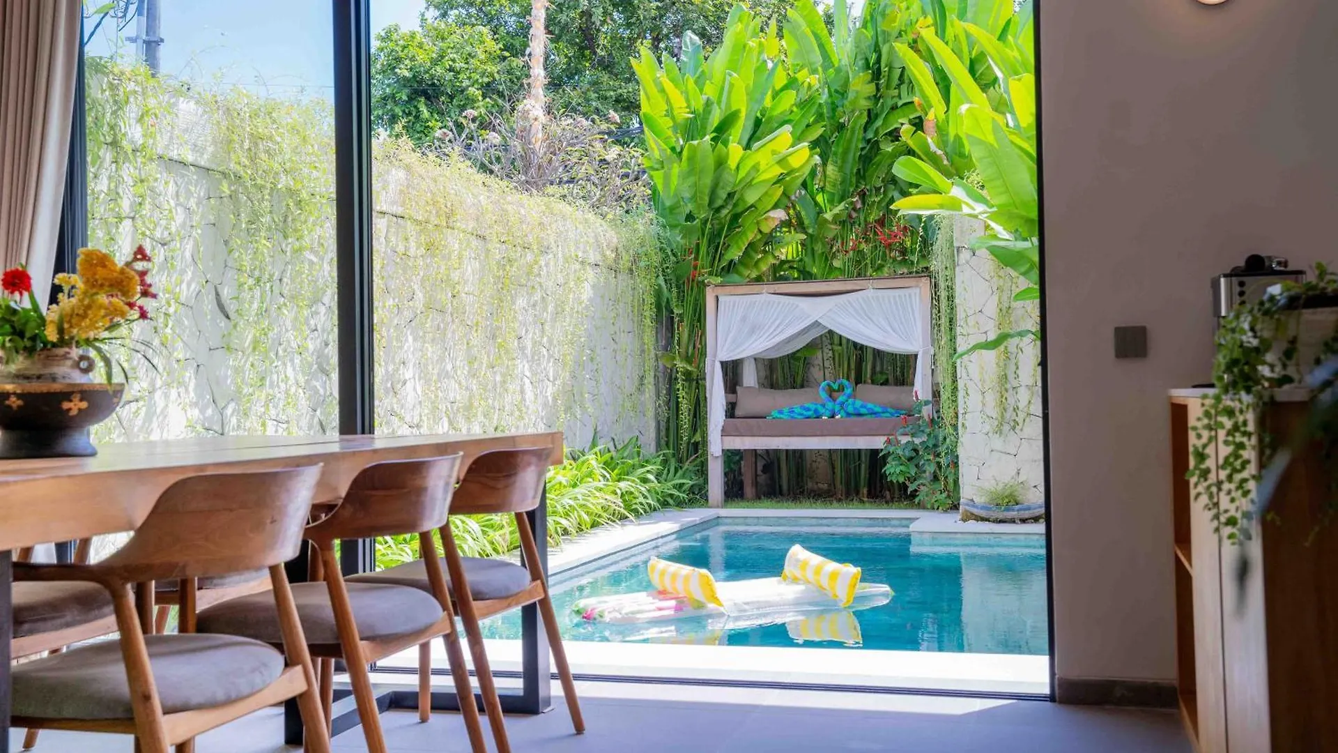 Urban Retreat 3Br Family Friendly Villa Wcook Seminyak  0*, Seminyak (Bali) Indonesia