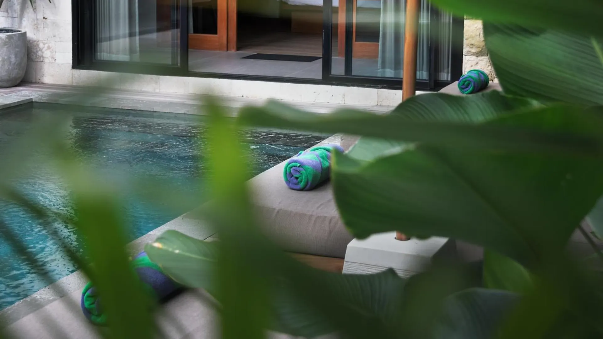 The Urban Retreat - Family Friendly Villas Central Seminyak
