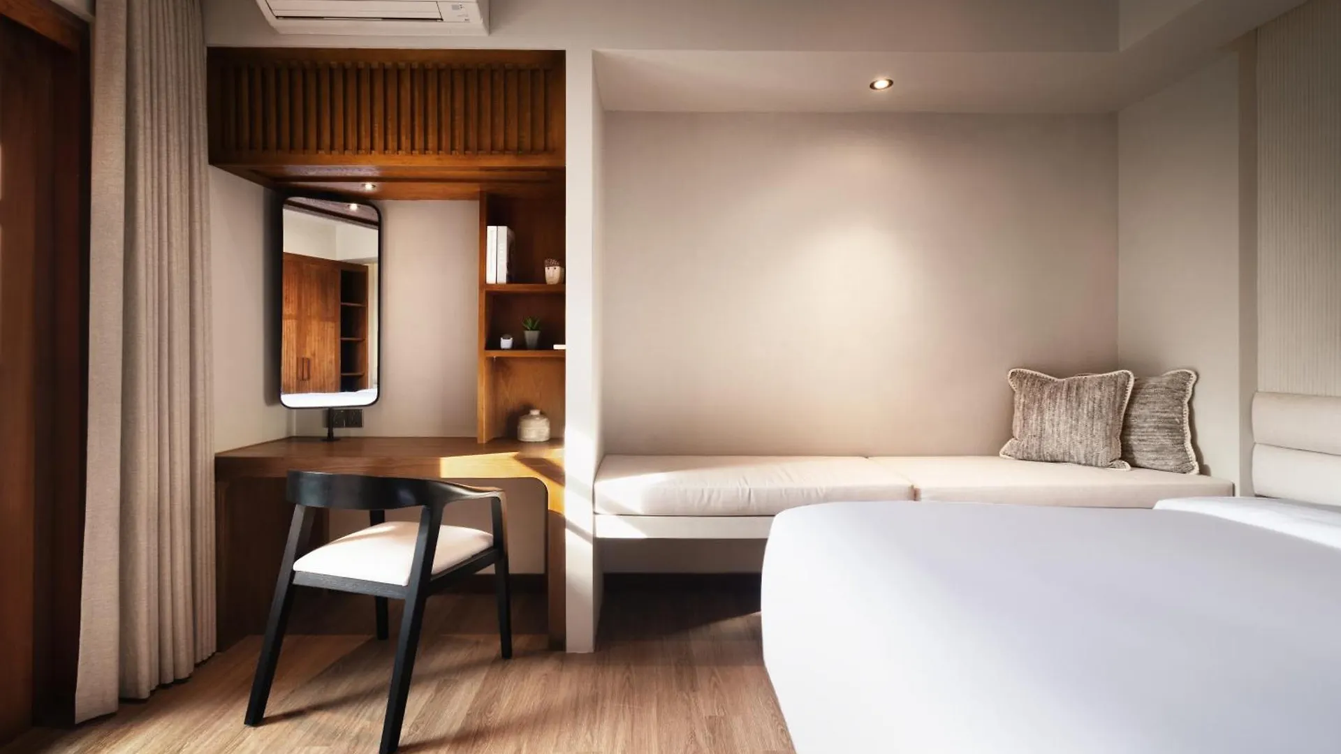 The Urban Retreat - Family Friendly Villas Central Seminyak